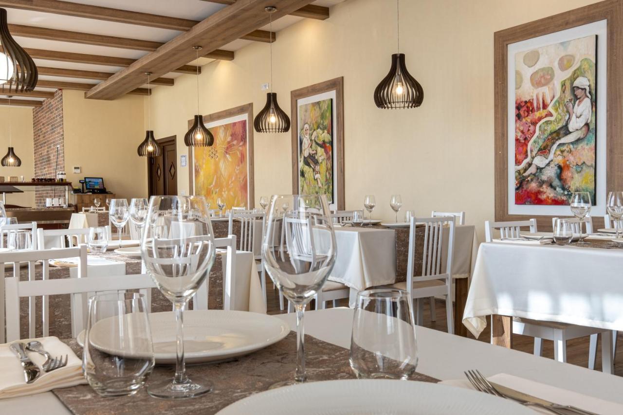 Fiald Hotel & Spa 바커우 외부 사진